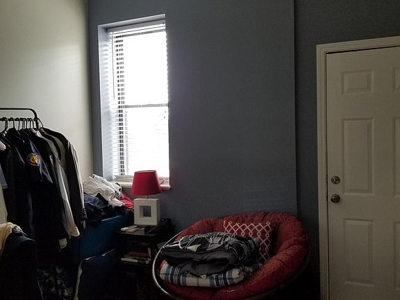 5th image of 2247 S Grand Blvd #B
