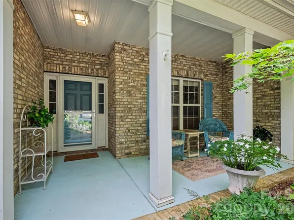 12034 Hampton Place Dr, Charlotte, NC 28269