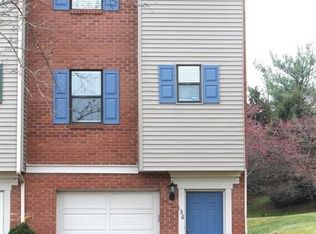 136 Woodhaven Dr, Seven Fields, PA 16046