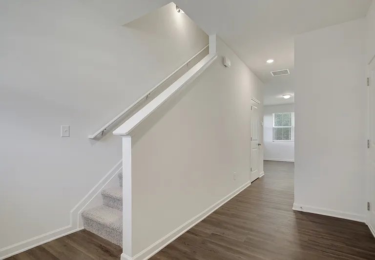 248 Grand Central Way — Photo 4