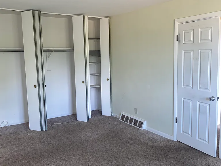 7670 Brockton Rd #207 — Photo 3