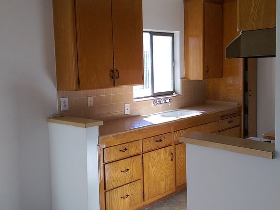 2nd image of 1513 S Sherbourne Dr APT 2