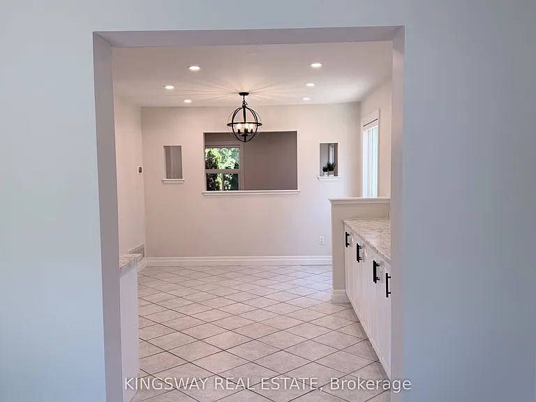3123 Bartholomew Cres — Photo 15