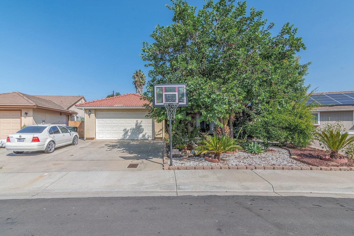 1345 La Haina St, Ramona, CA 92065 Zillow