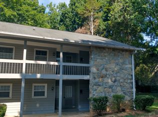 2998 Carriage Dr, Winston Salem, NC 27106