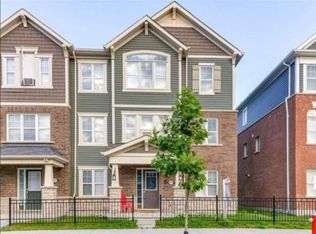 215 Remembrance Rd, Brampton, ON L7A 4P1