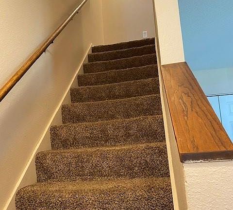 4th image of 503 W Elm Dr APT 10