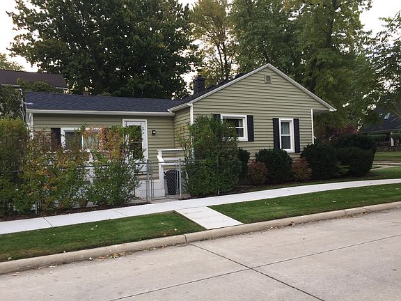 2nd image of 303 E Windemere Ave
