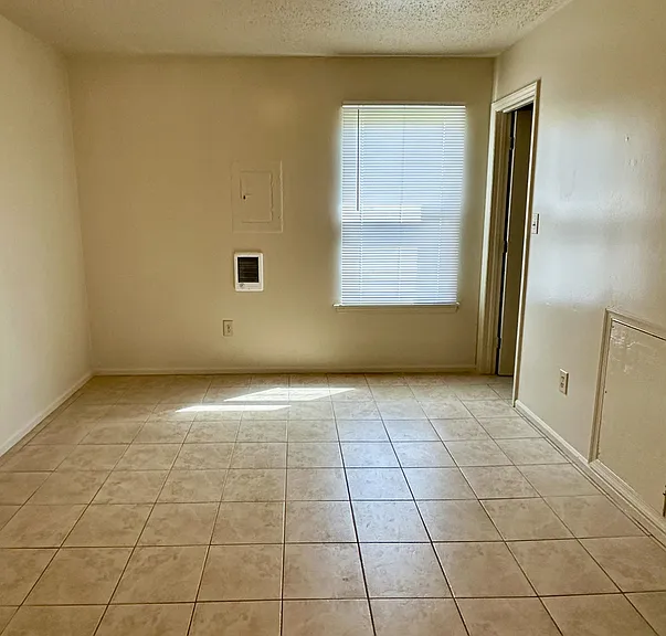 951 Bellmore Ave #6 — Photo 8