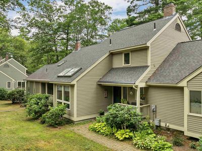31 Point Breeze Road, Wolfeboro, NH, 03894