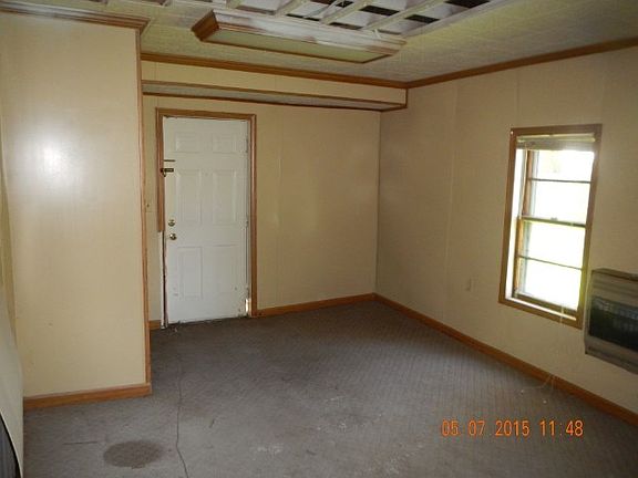 4th image of 5864 Main Ave