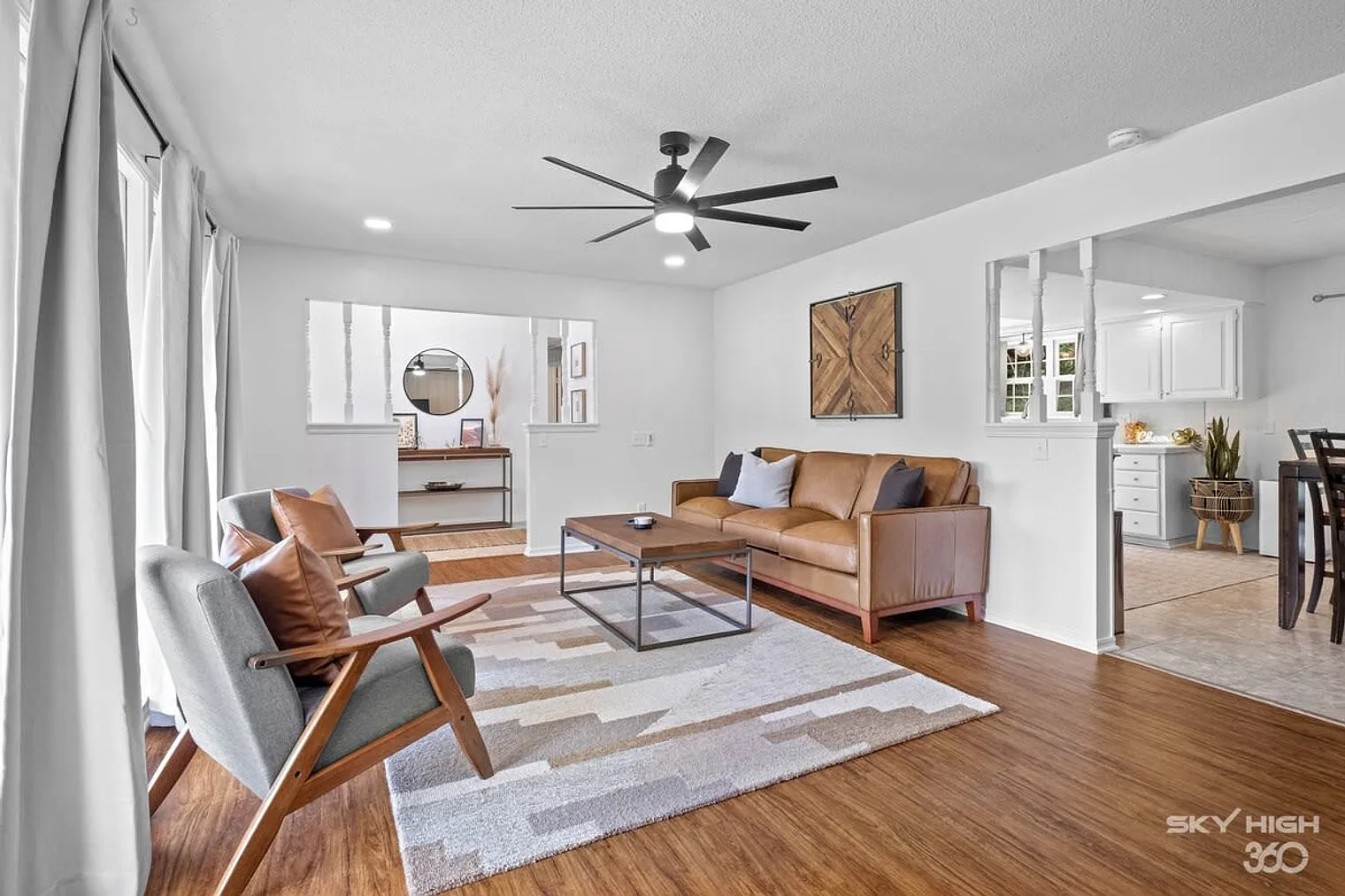 5 bed, 2.0 bath, 2637 sqft, $11,251 — Photo 1