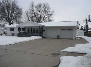285 Lark Ln, West Salem, WI 54669