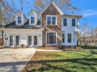 200 Wessex St, Simpsonville, SC 29681