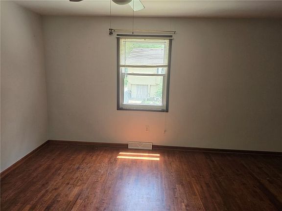 4th image of 4859 NW Misty Ln