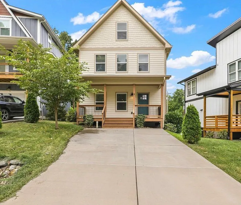 9 Hilldale Rd