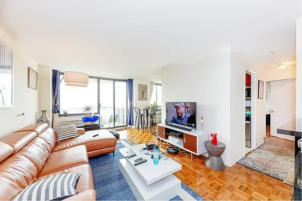 Rented by Douglas Elliman | media 10