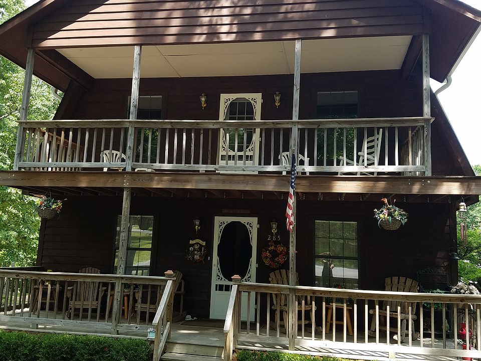 Front of mountain cabin