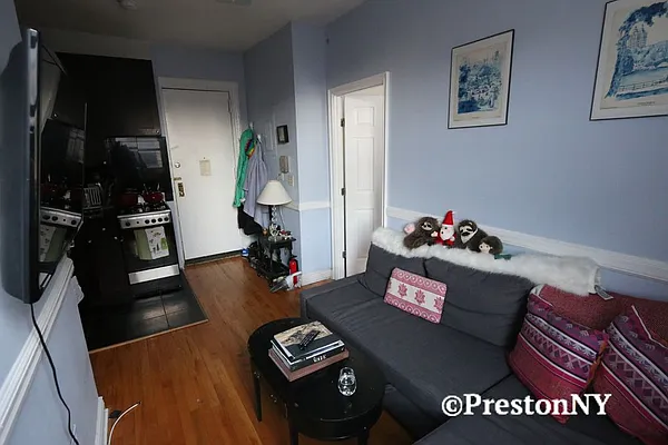 Rented by JM Preston Properties LLC | media 21