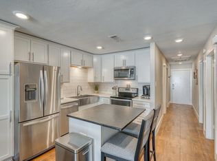 104 Cove East #207, Horseshoe Bay, TX 78657