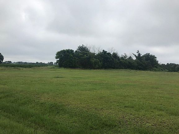 3rd image of 1010 E Pine St Lot 28