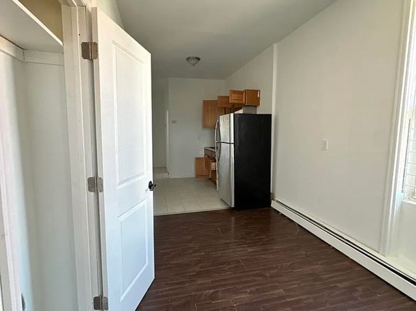 89 Belmont Ave APT 2L