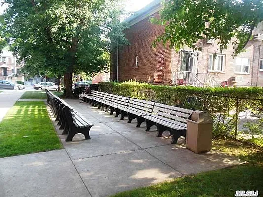 Sold by Laffey Real Estate | media 16