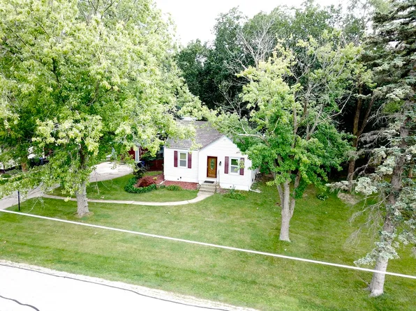 10357 W Ames Ave, Beach Park, IL 60099