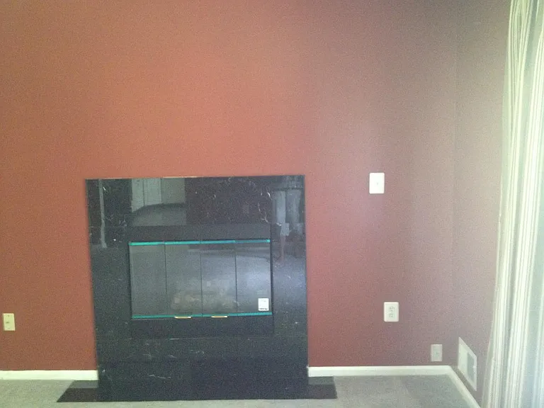 Living Room - Gas Fireplace