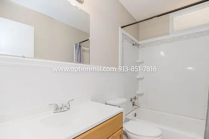 8006 E 118th Ter — Photo 15