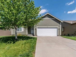 13611 S 14th St, Bellevue, NE 68123