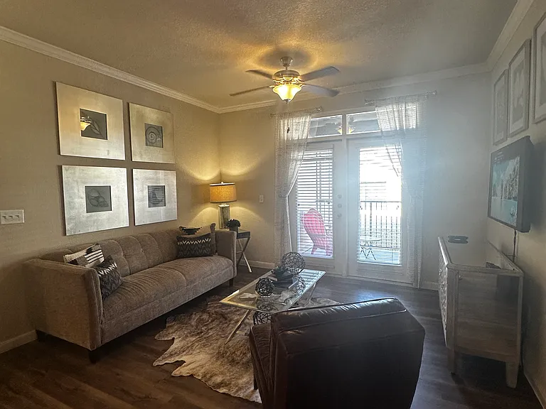 Medical Pkwy — Photo 5