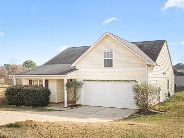 1985 Softwinds Dr, Graham, NC 27253