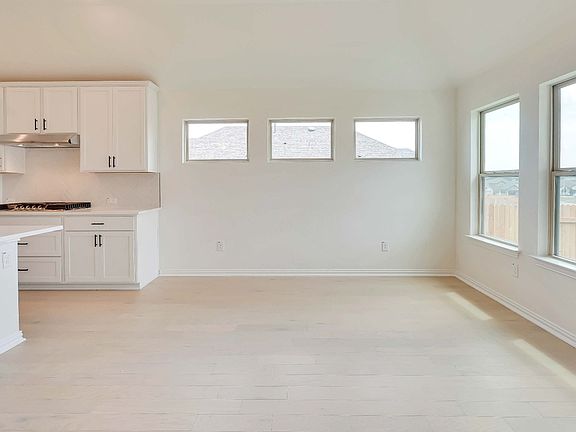 7th image of this home