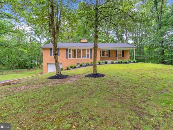 3857 Kahler Rd, White Plains, MD 20695