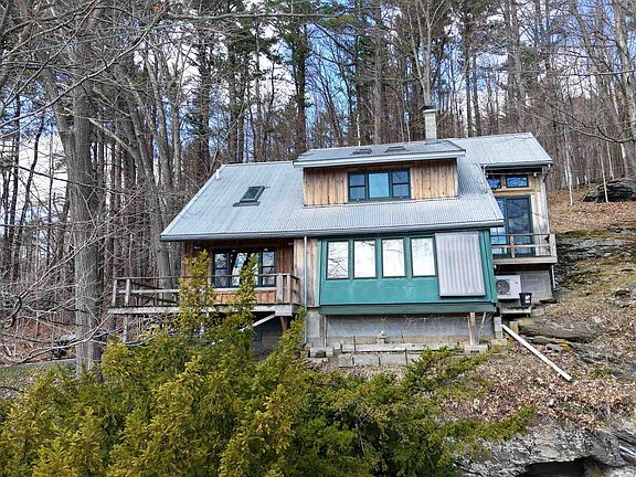2nd image of 2603 North Pownal Road