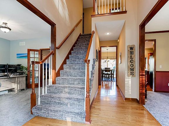 4th image of 2200 NE Merchison Ln