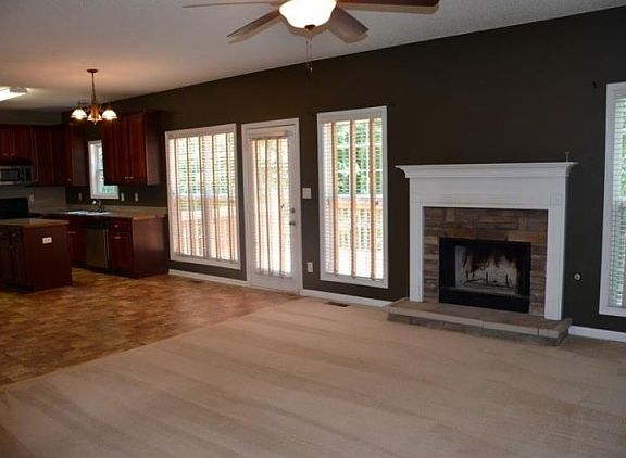 5th image of 250 Millbrook Village Dr