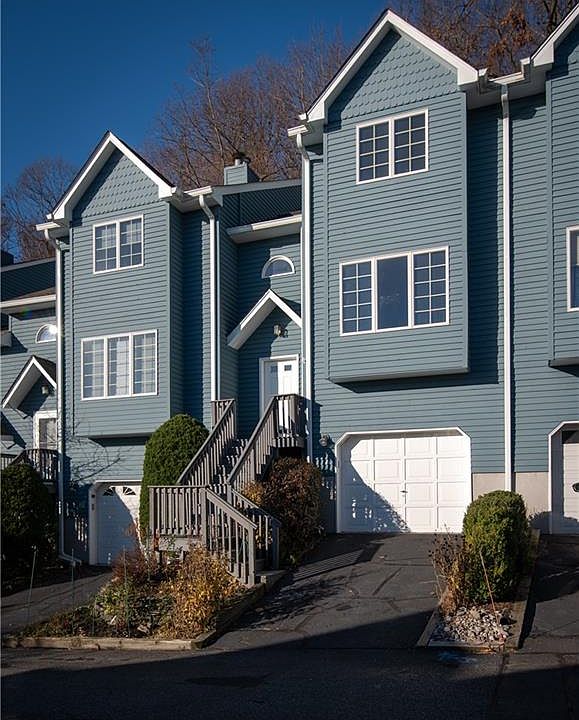 1st image of 46 Village Gate Way #46