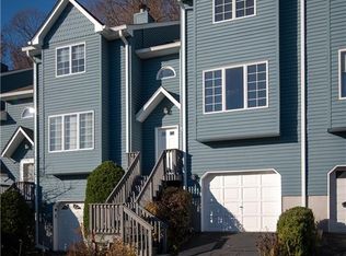 46 Village Gate Way #46, Nyack, NY 10960