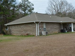 Dykes Rd, Prentiss, MS 39474