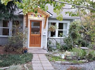 1316 11th St, Anacortes, WA 98221