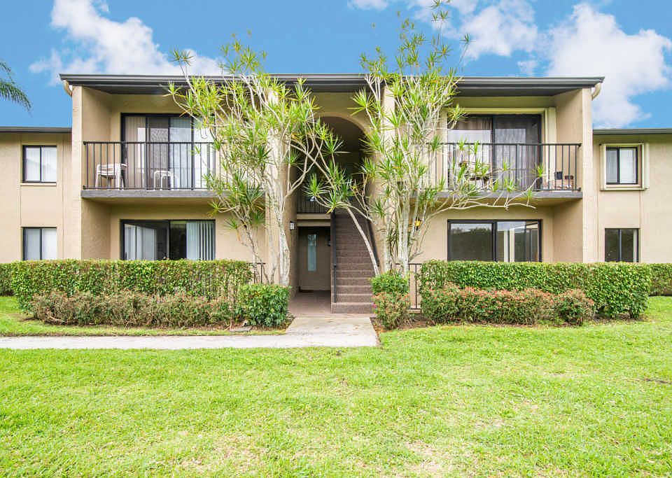 1st image of 517 Shady Pine Way APT B1