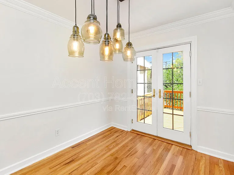 712 S Alfred St — Photo 10