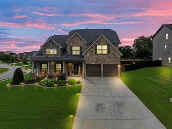 100 Bransun Dr, Kathleen, GA 31047