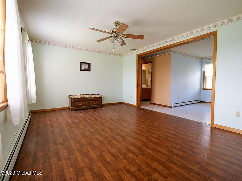 3rd image of 53 Galesville Road