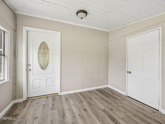 5th image of 173 W MCIVER Avenue