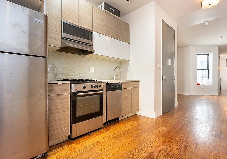 102 Rogers Ave #4 — Photo 1