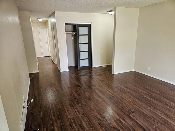 4th image of 22 Hyland Cres #1397872