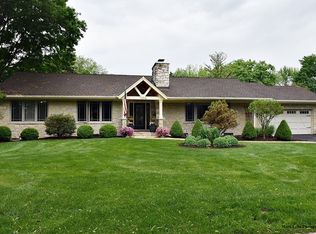 1204 Wing Ave, St Charles, IL 60174
